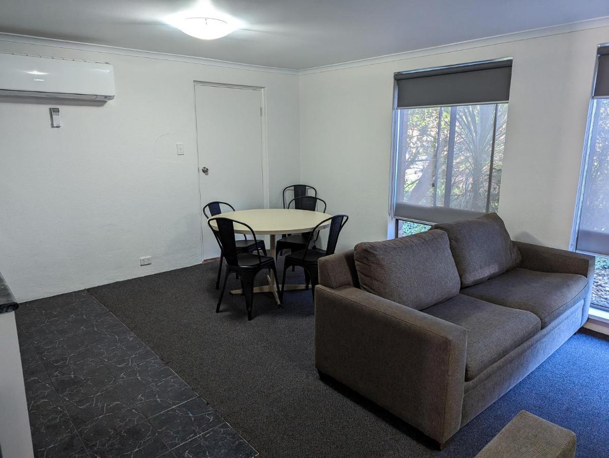 Arkana Motor Inn & Terrace Apartments Mount Gambier Exterior photo