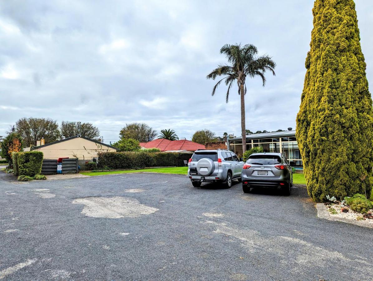 Arkana Motor Inn & Terrace Apartments Mount Gambier Exterior photo